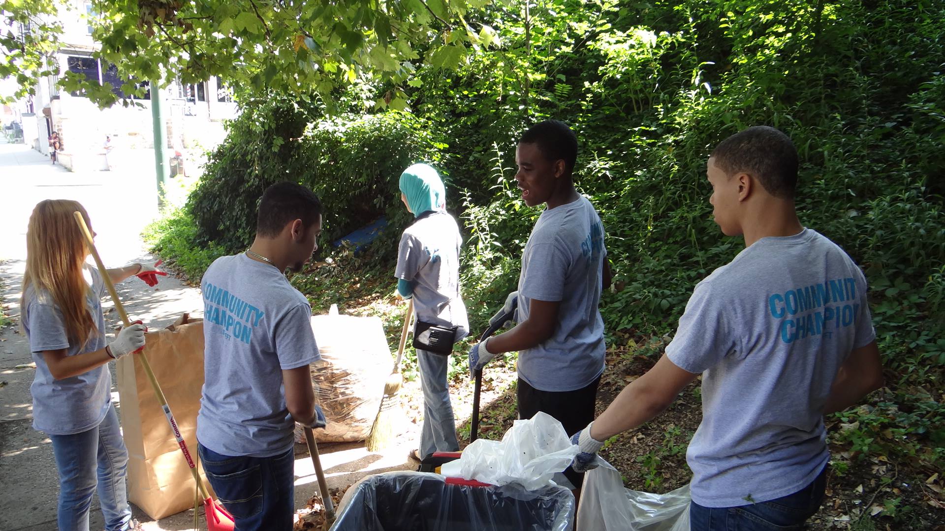 Microgrants Fund Teens Cleaning Up North 5th Street, Anti-Litter Art, and A Tool Library