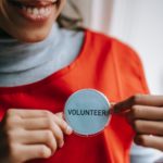 4 ways that volunteering can be good for you